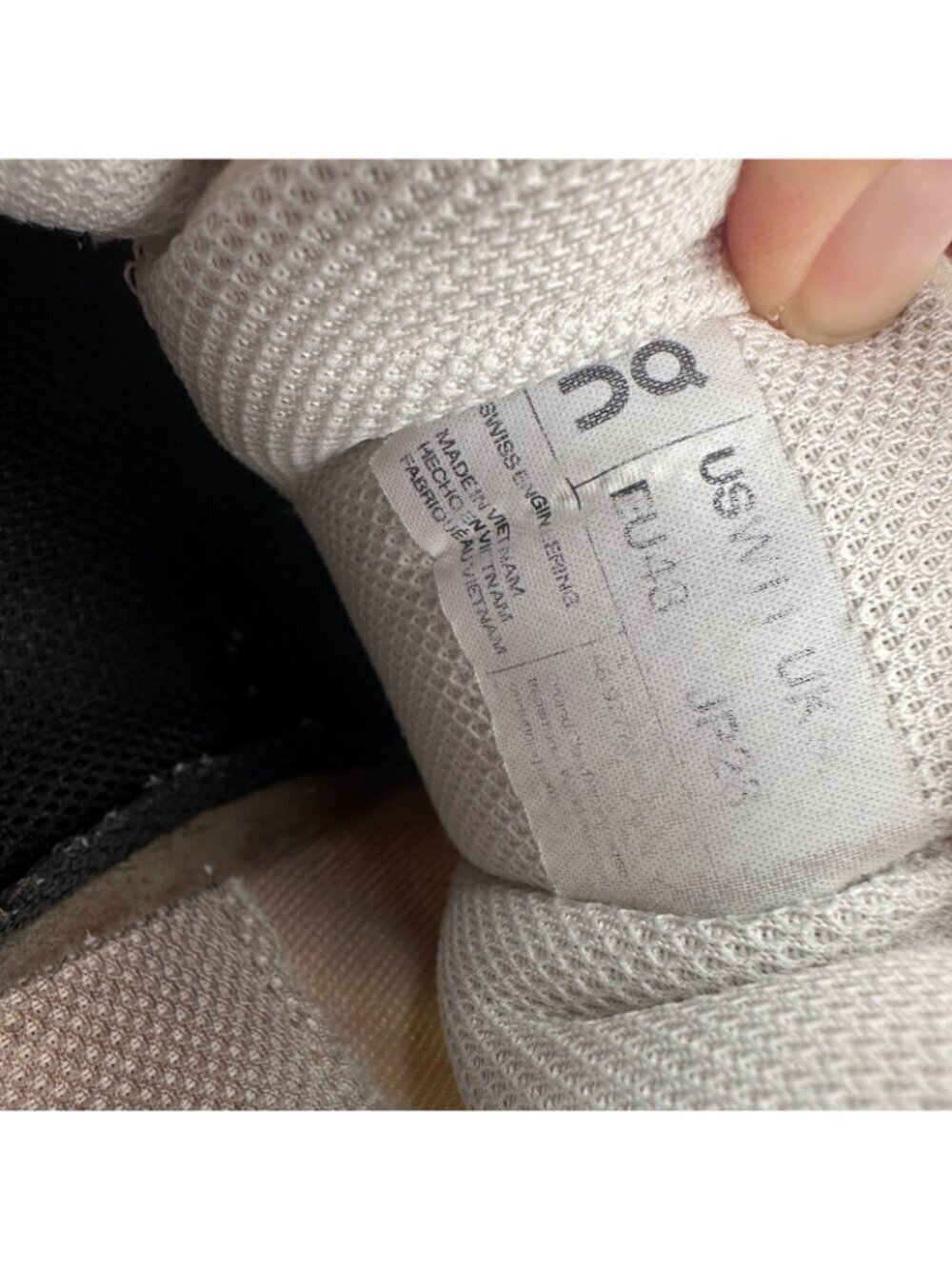 On The Roger Pro Swiss Engineering Women Size 11 White Acai Tennis Shoes - Picture 10 of 11